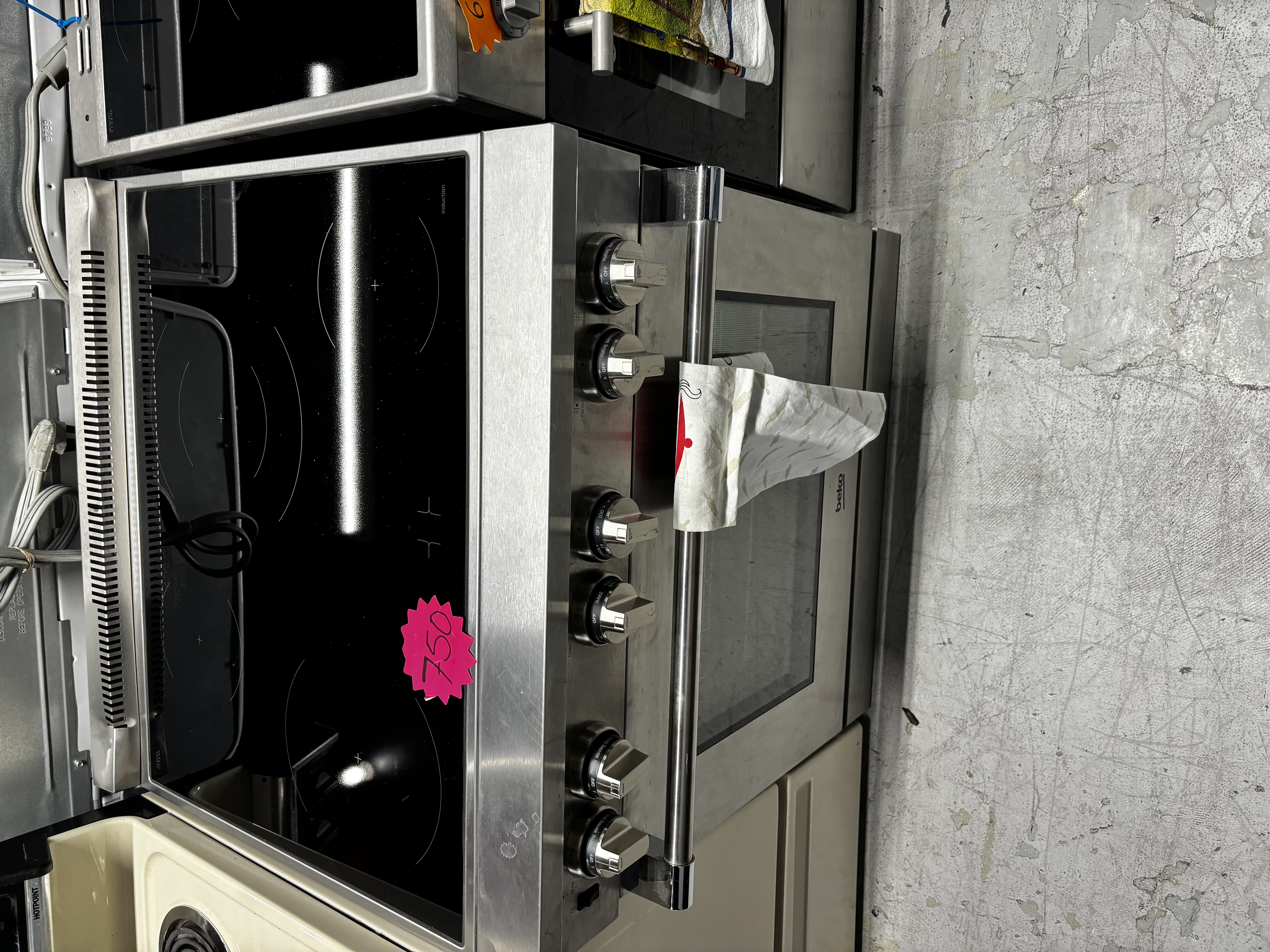 Stainless Glass-Top Range